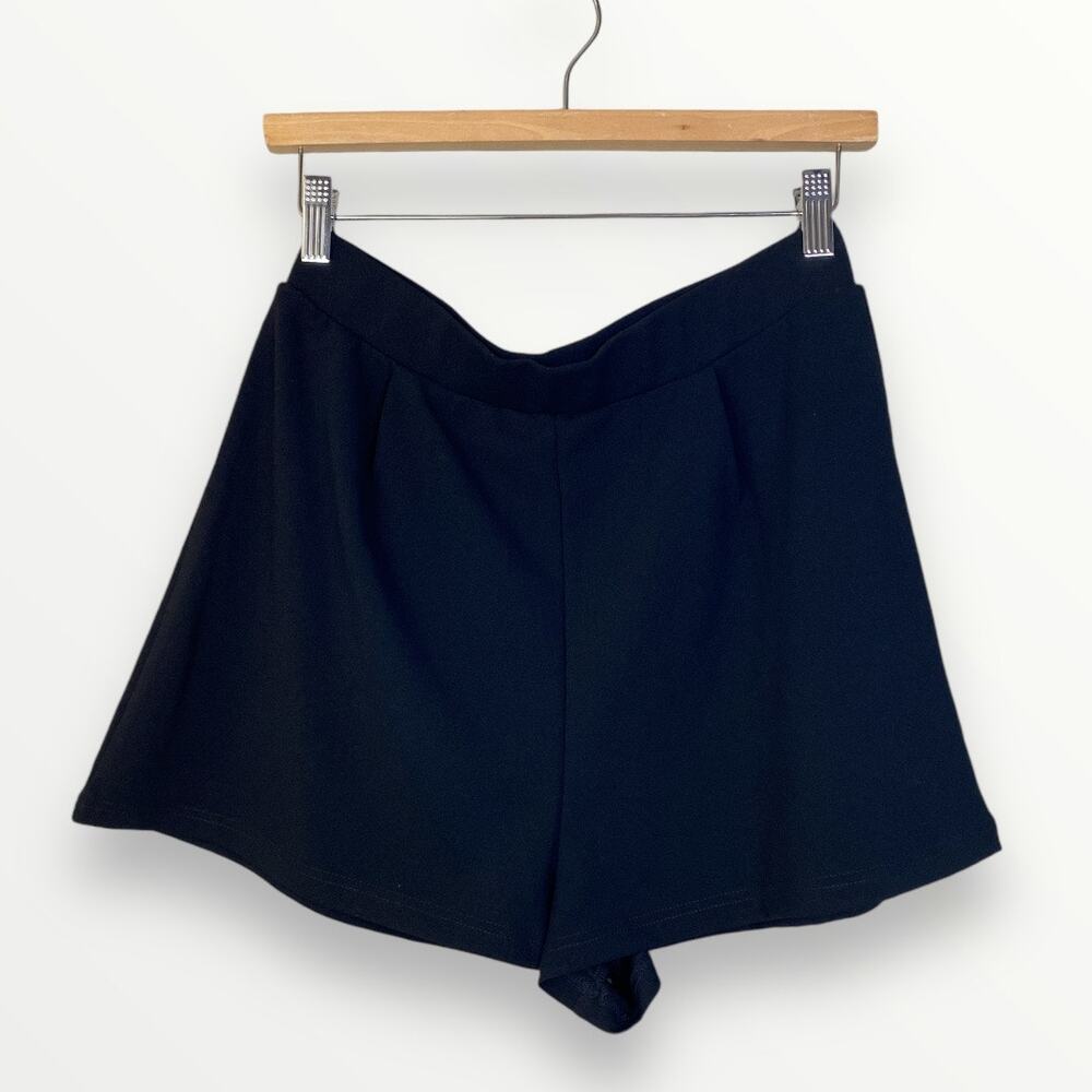 ASOS Design Black Shorts Women’s US 8